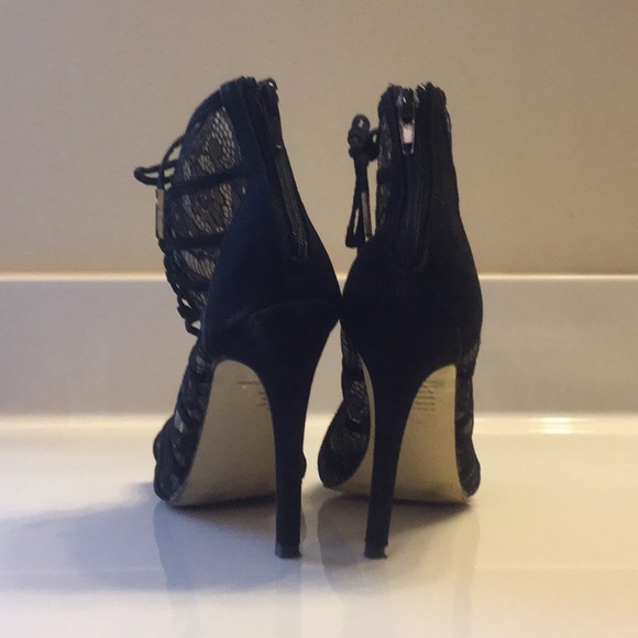 JUSTFABULOUS suede& lace peep-toe booties SZ 7 - Picture 5 of 6